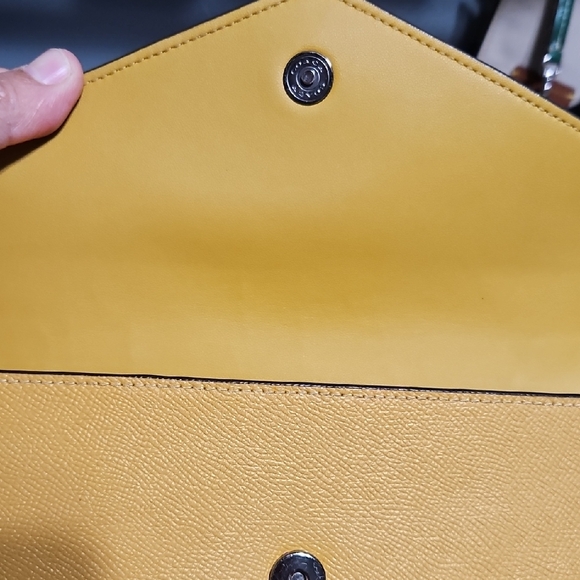 Coach EUC Mustard Yellow Envelope Crossbody Bag, Gun Metal Hardware - Picture 8 of 13